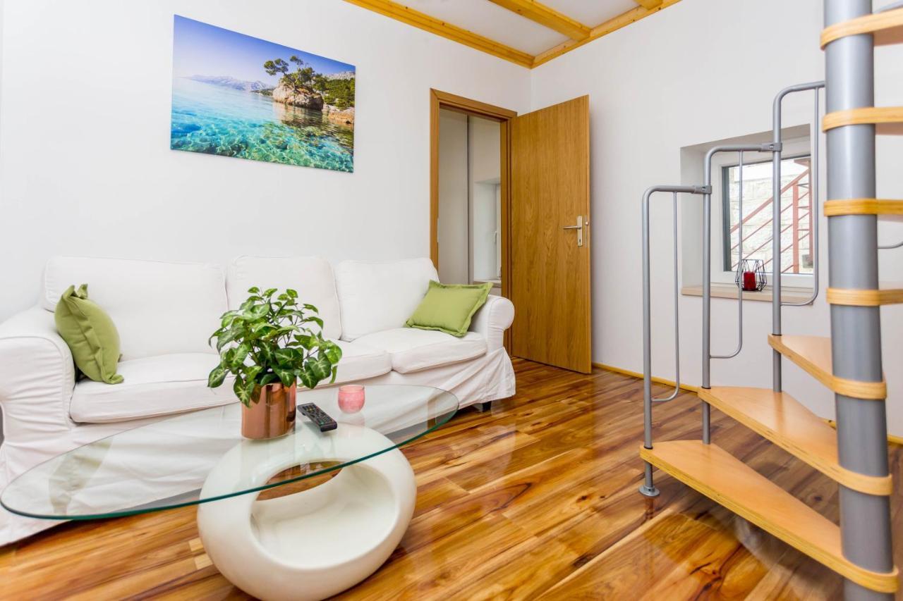 Holiday House Antique Kostanje Dış mekan fotoğraf
